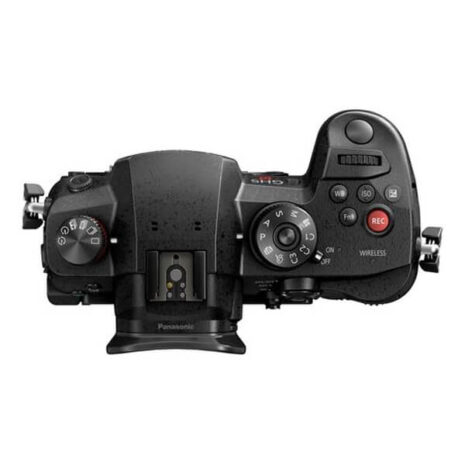 LUMIX GH5s C4K Mirrorless ILC Camera Body 3 LUMIX GH5s C4K Mirrorless ILC Camera Body