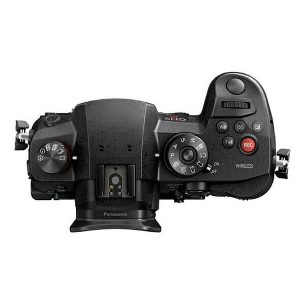 LUMIX GH5s C4K Mirrorless ILC Camera Body 3 LUMIX GH5s C4K Mirrorless ILC Camera Body