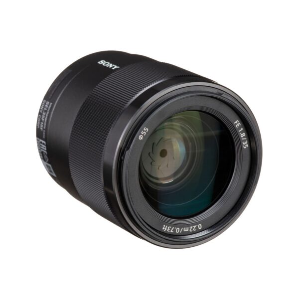 Sony FE 35mm f1.8 Lens Online Buy India 04 Sony FE 35mm f1.8 Lens Online Buy India 04
