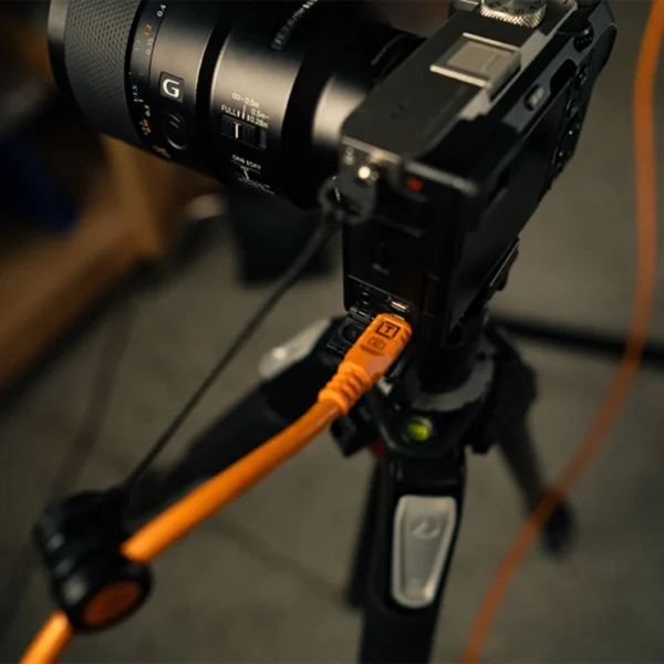 Thether Tools TetherPro Optima 10G USB C Straight to Straight Cable in Mumbai India (5) Thether Tools TetherPro Optima 10G USB C Straight to Straight Cable in Mumbai India (5)