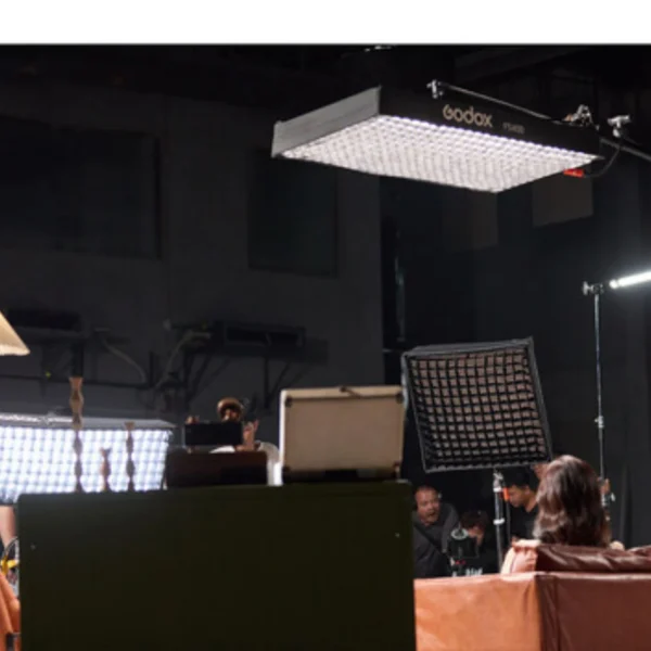 Godox KNOWLED F400R RGB Flexible LED Light Mat in Mumbai India (7) Godox KNOWLED F400R RGB Flexible LED Light Mat in Mumbai India (7)